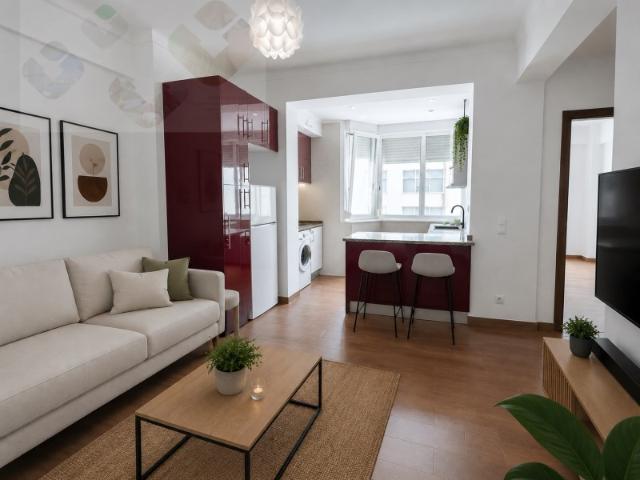 Amadora Venteira, Excelente T1, Remodelado e Equipado, Oportunidade!