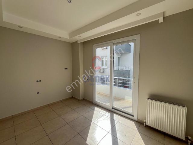 Çamak'tan Dumlupınar'da Sahile Yürüme Mesafesinde Kiralık 2+1