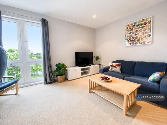 Amalfi House, Cardiff, CF10 2 bed maisonette to rent £1,395 pcm £322 pw