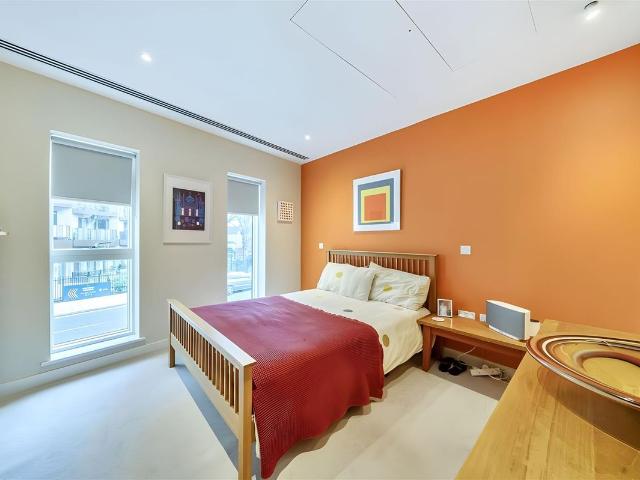 Amarelle Apartments, Cherry Orchard Road, Croydon CR0, 3 bed flat to rent, £2,500 pcm | PrimeLocation