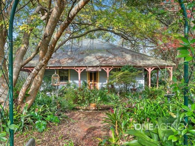 'AMARYLLIS LODGE' RICH IN HISTORY, FULL OF HEART