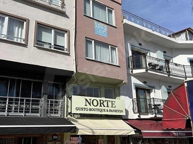 AMASRA MERKEZDE DENİZ MANZARALI SATILIK PANSİYON BİNASI