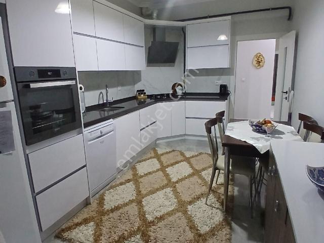 Amasya Merkez Şehcuı Üniversitw Bölgesi Site İçinde Geniş 3+1