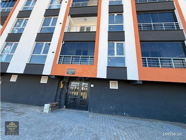 AMASYA MERZİFONDA ENZADE EMLAKTAN YUNUS EMRE MAHALLESİNDE SATILIK 1+1