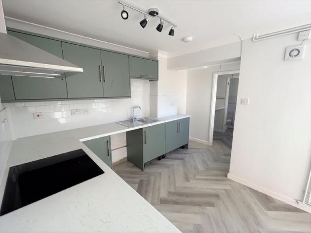 Ambury Road, Huntingdon, 2 bedroom, Terraced