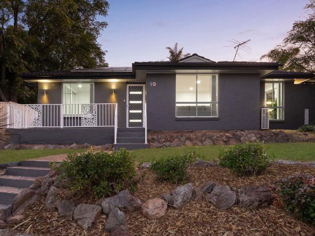 Ambarvale, 19 Clennam Avenue