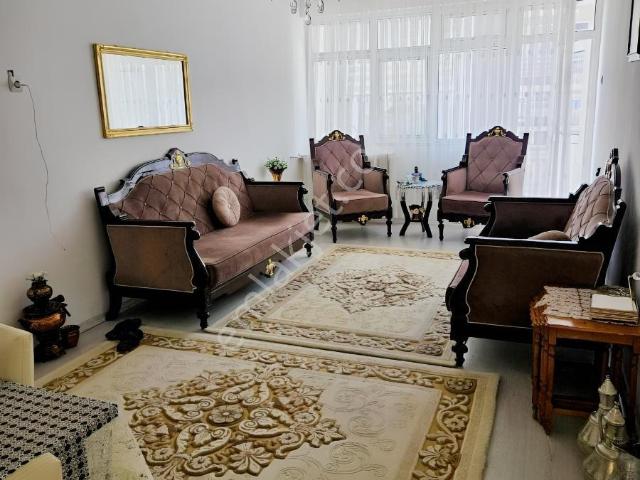 Ambayolu 2 Cadde 2+1 Ful Esyalı Lux Arakat Daire Kiraliktir