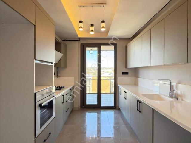 Şambayadı Mahallesinde Ultra Lüks 3+1 | 7/24 Güvenlikli | Sitenin En Cazip Dairesi