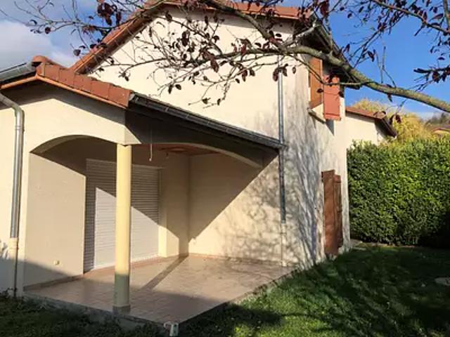 Ambérieu en Bugey 01500 Location maison 4 pièces t4 au dernier étage