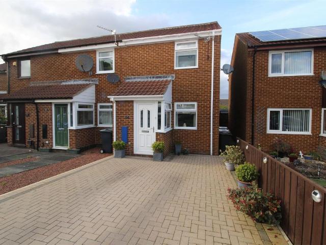 Amberley Chase, Newcastle Upon Tyne NE12, 2 bed semi detached house to rent, £850 pcm | PrimeLocation
