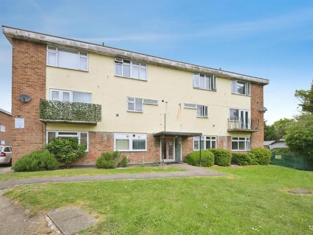 Amberry Court, HARLOW 1 bed flat to rent £1,100 pcm £254 pw