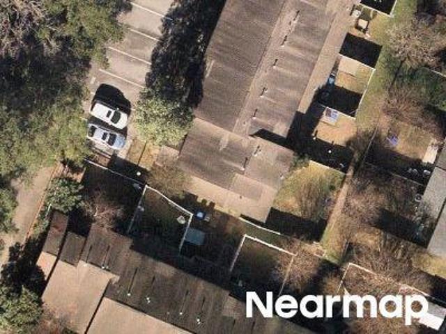 Amberwood Dr