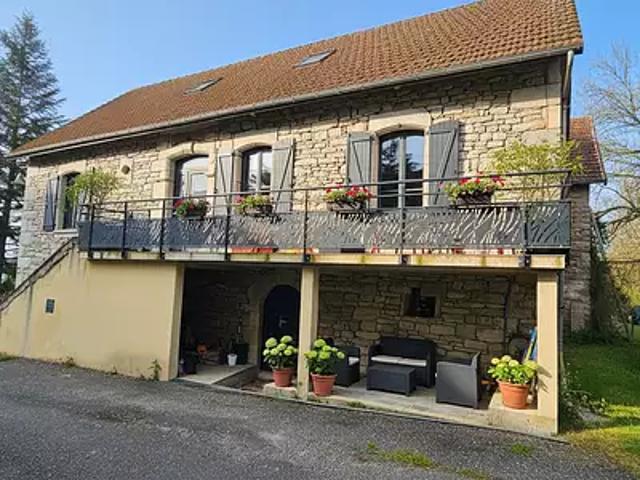Ambeyrac 12260 Achat / Vente maison 6 pièces t6 cave