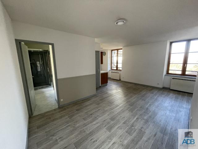 Ambierle, 330/336 Rue des Faimes