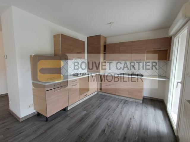 AMBILLY, Appartement T4 + parking + garage en sus