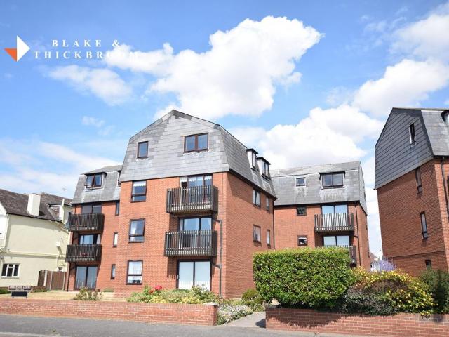 Ambleside Court, Marine Parade East. 2 bed flat to rent £850 pcm £196 pw