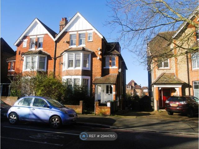 Ambleside Avenue, London SW16, 2 bed flat to rent, £2,050 pcm | PrimeLocation