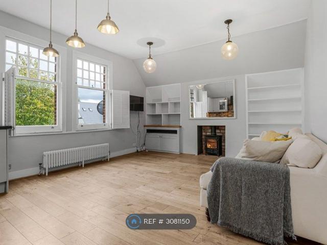 Ambleside Avenue, London SW16, 2 bed flat to rent, £2,100 pcm | PrimeLocation