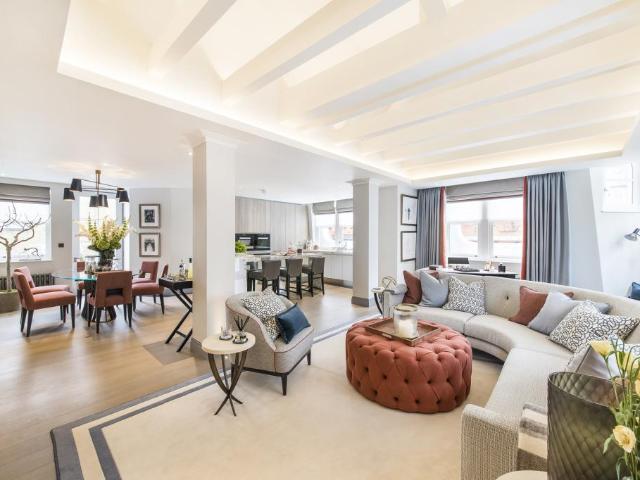 Ambrose Godfrey, Southampton Street, London, WC2E 7HG, United Kingdom | 3 bed duplex for rent #138512222 | Rentberry