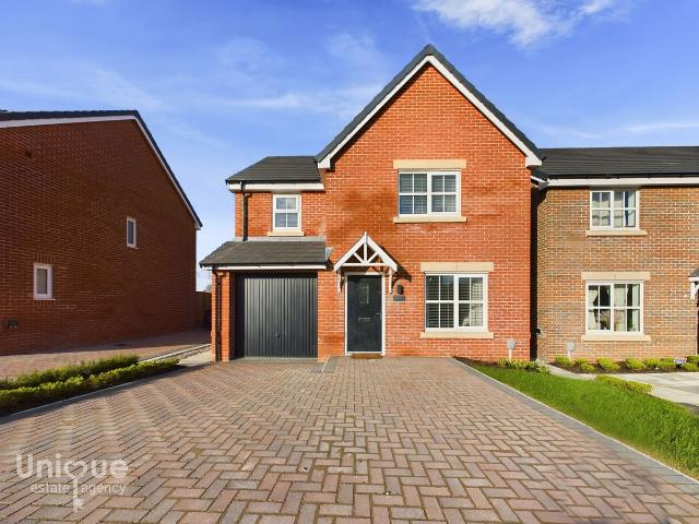 Amethyst Drive, Poulton Le Fylde, Lancashire FY6, 4 bed detached house to rent, £1,500 pcm | PrimeLocation
