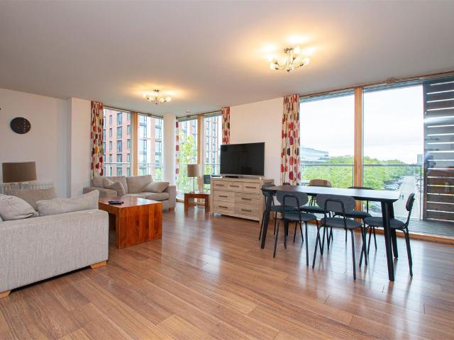 Amethyst House, Central Milton Keynes MK9, 3 bed flat to rent, £1,800 pcm | PrimeLocation