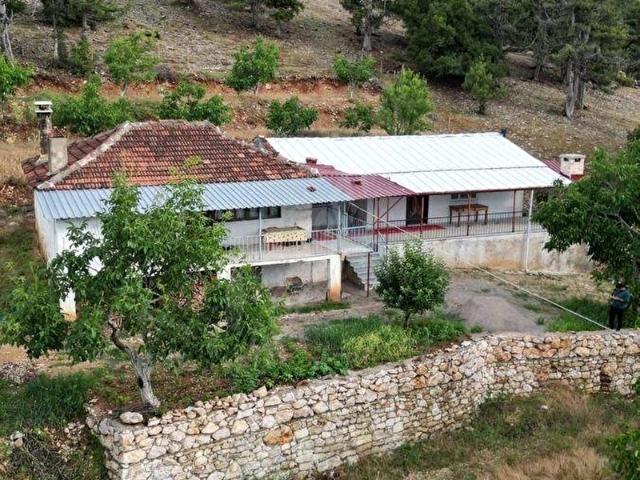 Çameli Bıçakçı'da Satılık 2 Adet Müstakil Ev