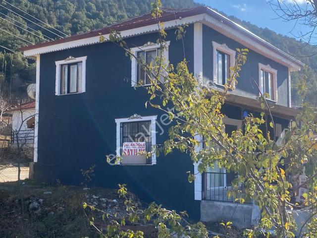 Çameli Merkezde Satılık 5+1 Müstakil Dubleks Villa
