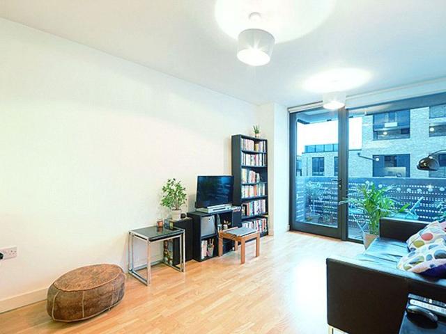 Amelia Street, Elephant And Castle, London SE17, 1 bed flat to rent, £3,150 pcm | PrimeLocation