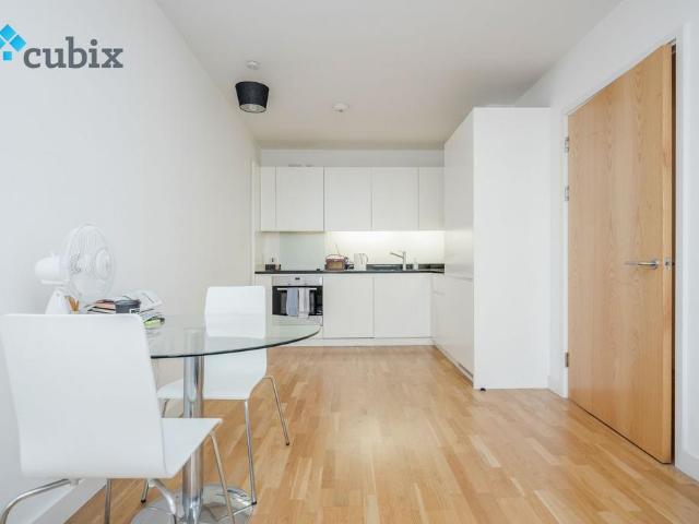 Amelia Street, London SE17 1 bed apartment to rent £2,297 pcm £530 pw