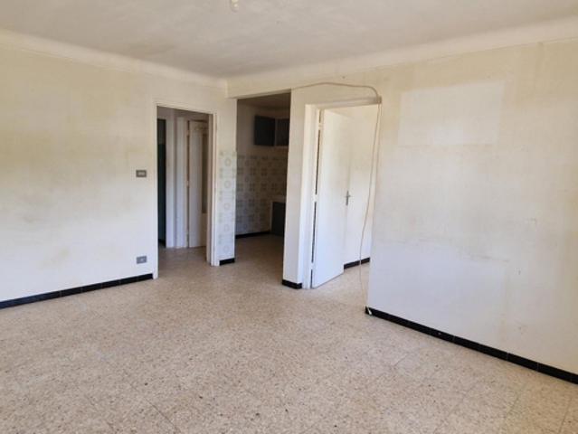 AMELIE LES BAINS À VENDRE APPARTEMENT T2 DE 41,40 m2 SITU