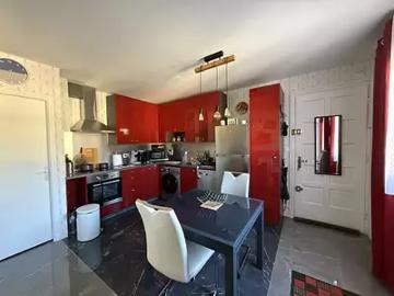 Amélie les Bains Palalda 66110 Achat / Vente appartement 2 pièces t2 au dernier étage
