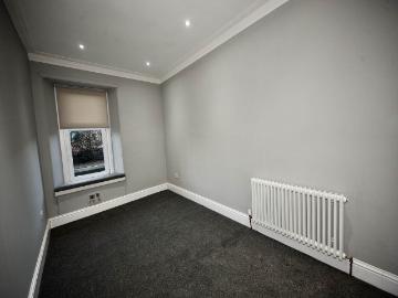 Americanmuir Road, Dundee DD3, 2 bed flat to rent, £700 pcm | PrimeLocation