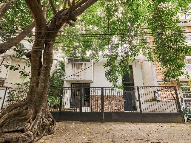 Americana Se Renta Casa Ideal Para Oficinas, Corporativo, Consultorios