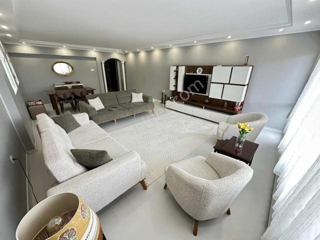 Amerikan Koleji Mevki 4+1 256 M2 Satılık Lüx Daire