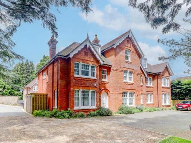 Amersham Road, High Wycombe, 2 Bedroom Apartment