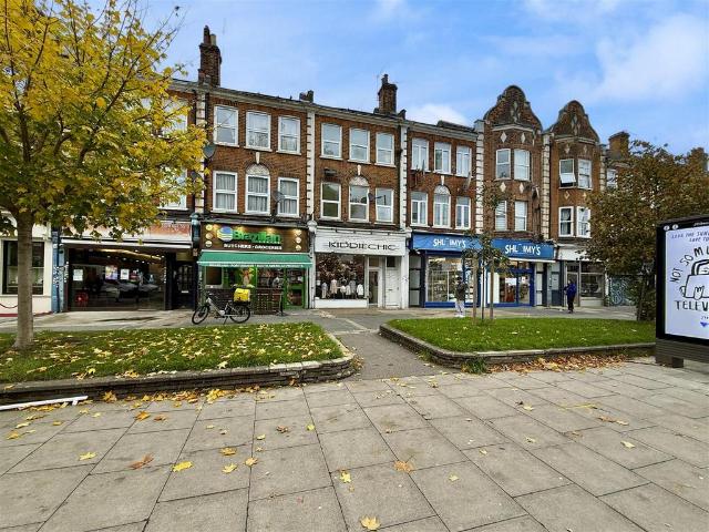 Amhurst Park, Hackney, London 1 bed flat to rent £2,200 pcm £508 pw
