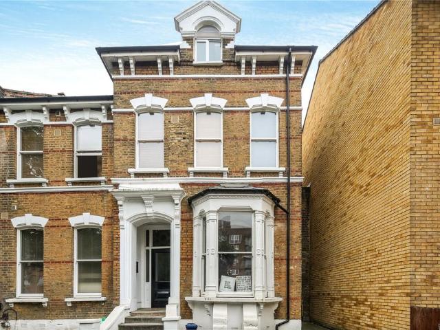 Amhurst Park, Stamford Hill, London, N16 1 bed flat to rent £1,900 pcm £438 pw