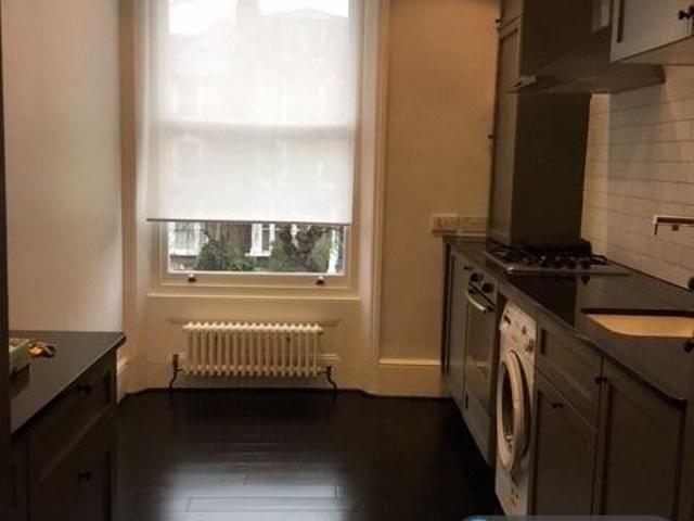 Amhurst Road, London, E8 1 bed flat to rent £2,500 pcm £577 pw