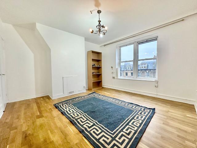 Amhurst Road, London E8, 2 bed flat to rent, £2,350 pcm | PrimeLocation