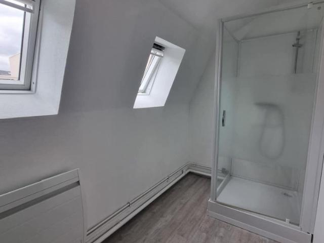 AMIENOISE 52 M² 1 CHAMBRE