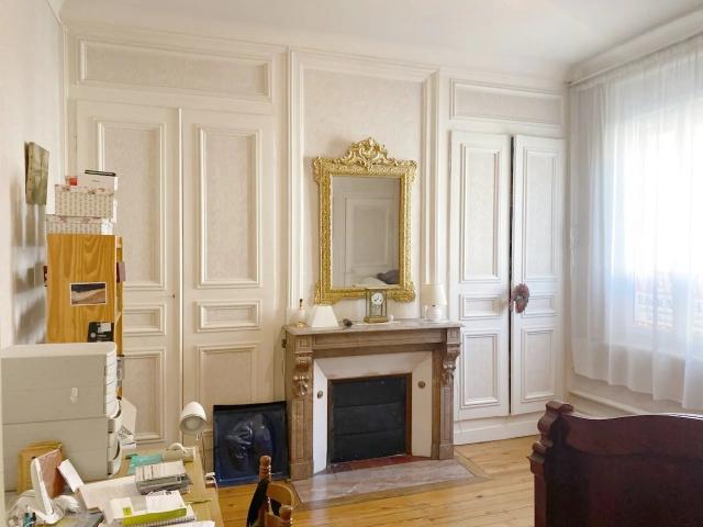 AMIENS. Belle Maison Bourgeoise