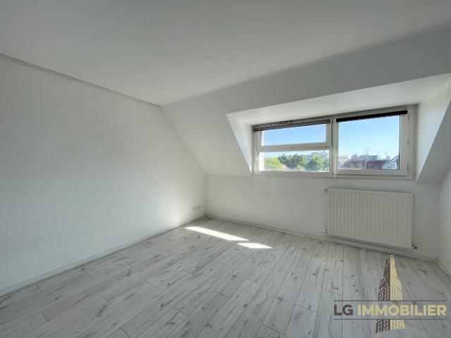 Amiens SAI NT PIERRE TYPE 1 MEUBLE