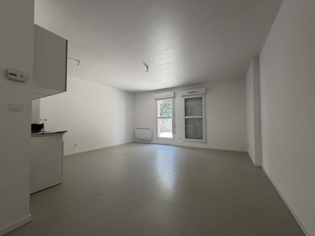 AMIENS SAINT HONORE APT TYPE 3 AVEC TERRASSE ET PARKING