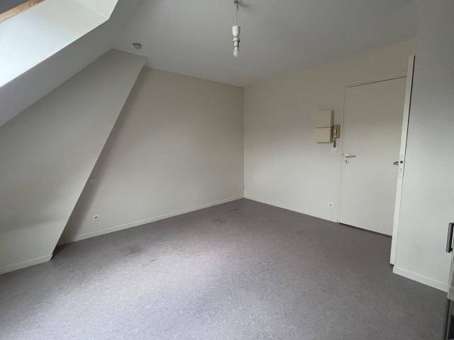 Amiens rue des Trois Cailloux Studio 16 m²
