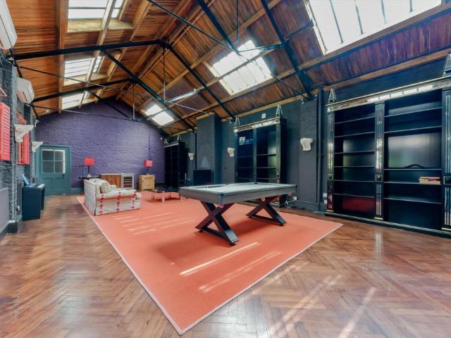 Amies Street, Battersea, SW11 3 bed flat to rent £5,500 pcm £1,269 pw