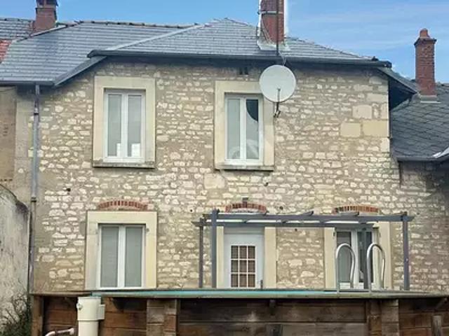 Amifontaine 02190 Achat / Vente maison 9 pièces t9 au dernier étage piscine