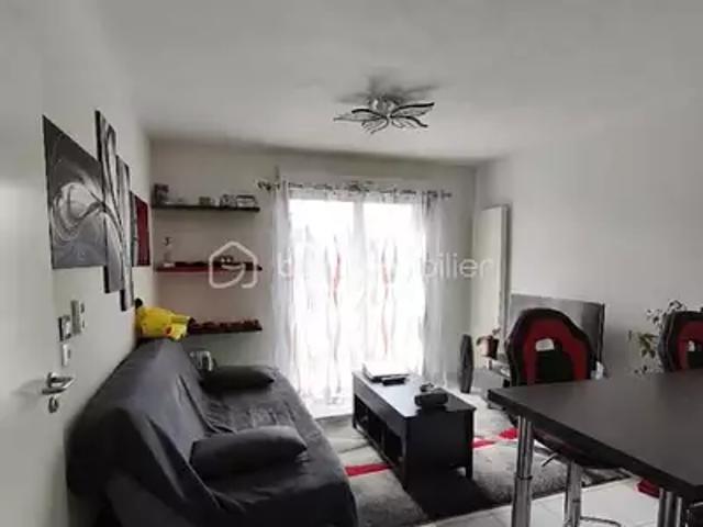 Amilly 45200 Achat / Vente appartement 2 pièces t2 au dernier étage piscine