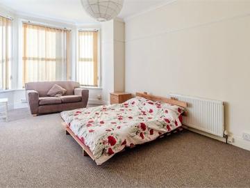 Amina Way, London, SE16