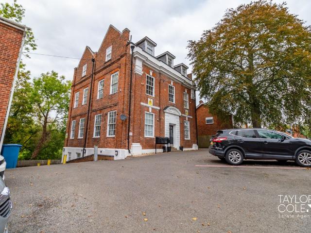 Amington Road, Tamworth B77, 1 bed flat to rent, £850 pcm | PrimeLocation