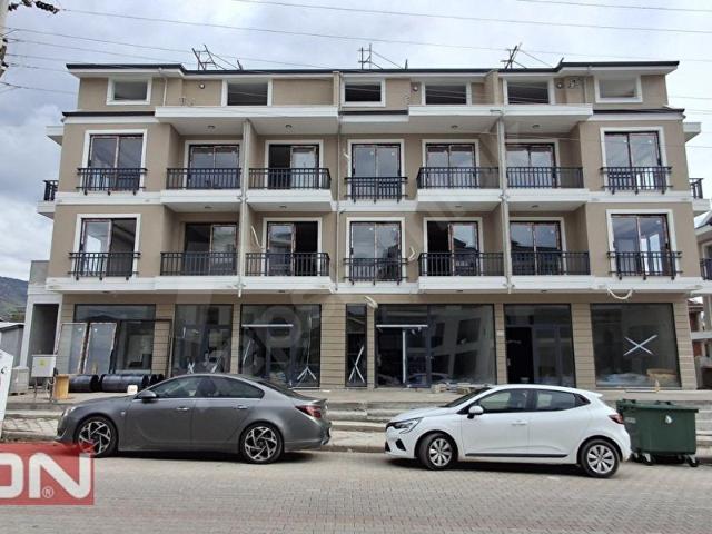 ÇAMKÖY MAHALLESİNDE ANA CADDE ÜZERİNDE SATILIK 2+1 DAİRE